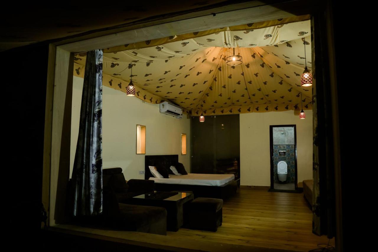 The Rustic Villa, A Stay With Luxuries Amenities And Exotic Nature 斋浦尔 外观 照片